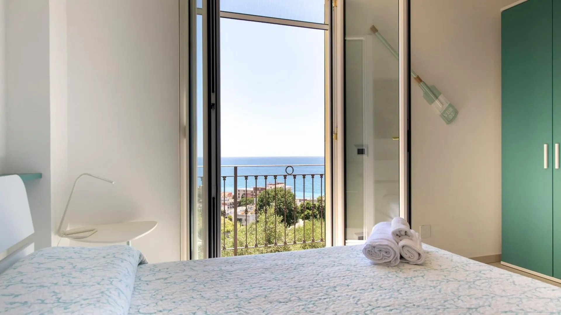 Apartment 257B - Villetta Maiso - Vista Mare, Giardino E Piscina Privata A 2 Minuti Di Auto Dalle Spiagge E Mare - Parcheggio Privato Incluso Lavagna