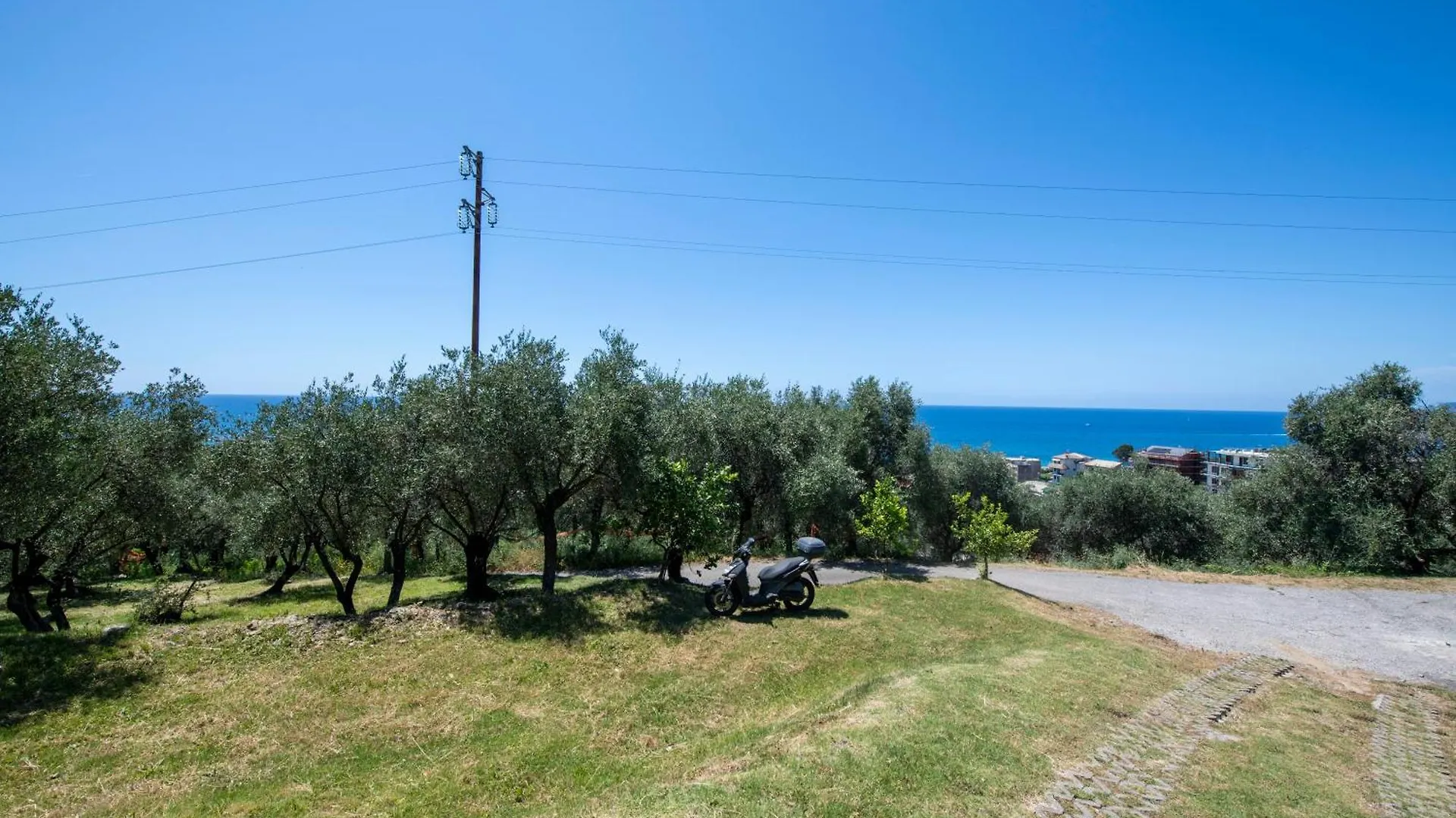Apartment 257B - Villetta Maiso - Vista Mare, Giardino E Piscina Privata A 2 Minuti Di Auto Dalle Spiagge E Mare - Parcheggio Privato Incluso Lavagna